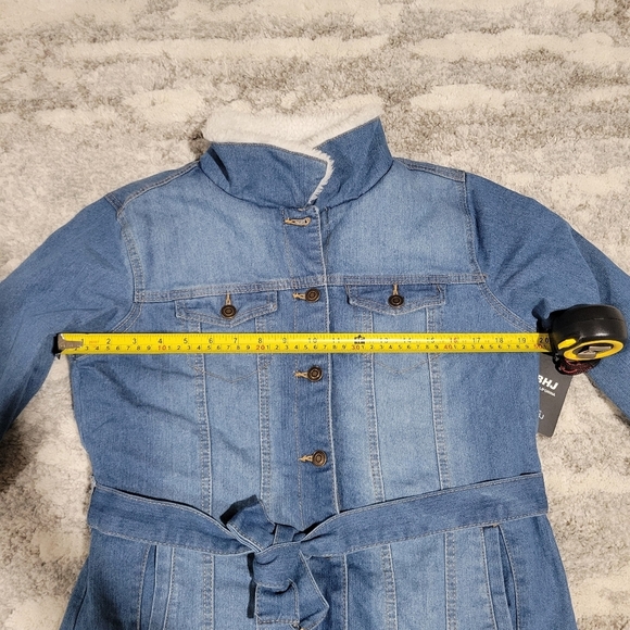 Denim Sherpa-Lined Jacket - Picture 13 of 16